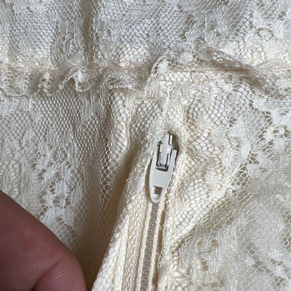 Vintage Gunne Sax White Lace Prairie Gown Dress Size 9 - Picture 6 of 13